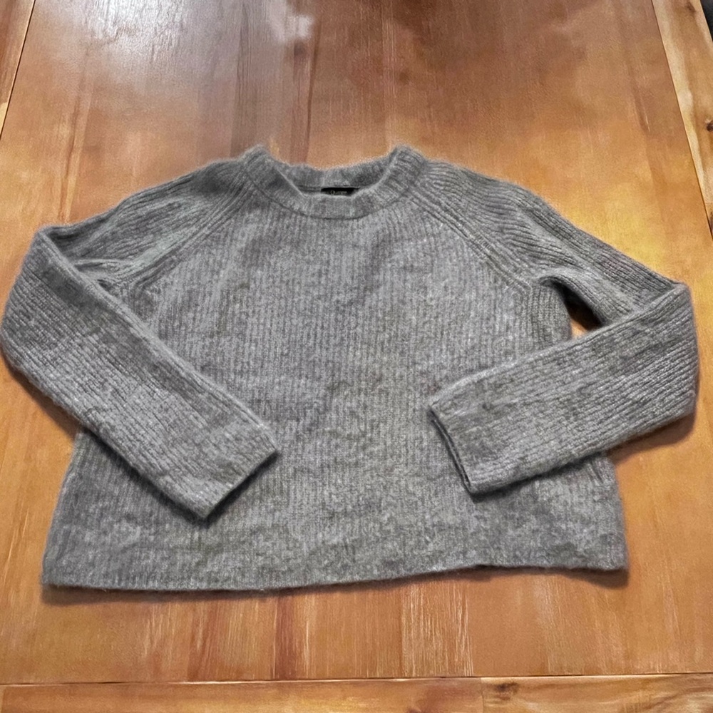Quince 100% cashmere gray chunky knit cropped Raglan sleeve crewneck sweater L - Picture 2 of 9